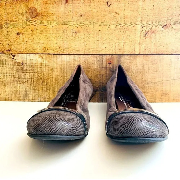 AGL Attilio Giusti Leombruni ‘Bar’ Suede Leather Wedge Pumps - Picture 4 of 8